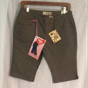 Hybrid & company Bum Lifter Bermuda Shorts​